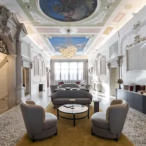 ***** Отель Radisson Collection Hotel, Palazzo Nani Италия