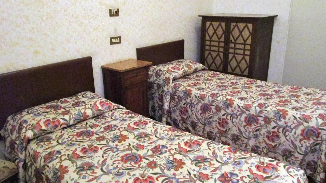 Casa S. Giuseppe Di Cluny Bed & Breakfast Rome 0*,  Italy
