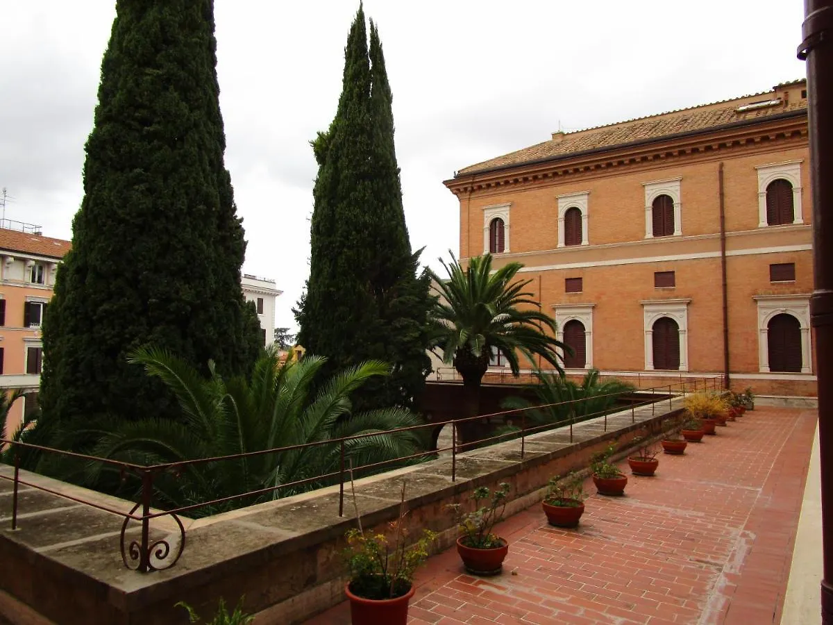 Bed and Breakfast Casa S. Giuseppe Di Cluny Рим 0*,